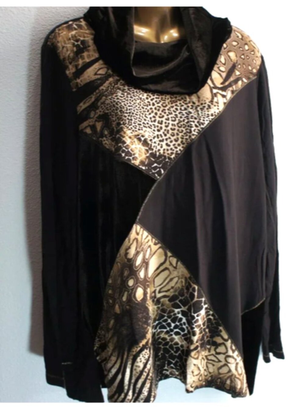 Chico's Zenergy Mixed Fabric Turtle Neck Tunic size 3
